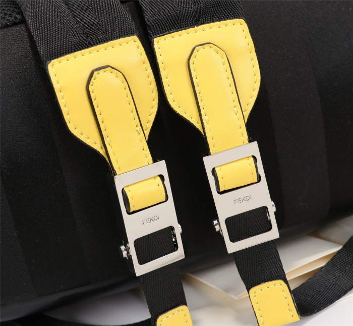 202209SS新作Fendi フェンディ メンズ リュックバックスーパーコピー