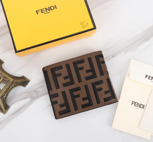 202209SS新作Fendi フェンディ 短財布スーパーコピー