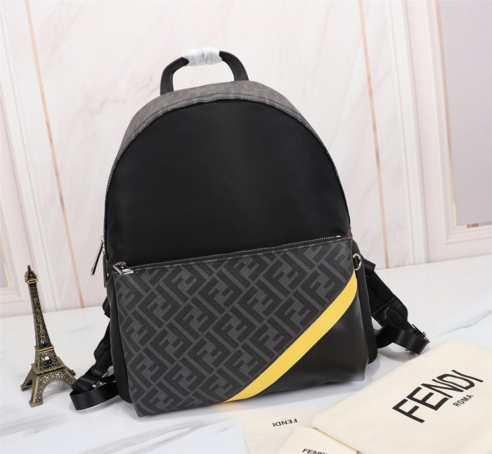 202209SS新作Fendi フェンディ メンズ リュックバックスーパーコピー