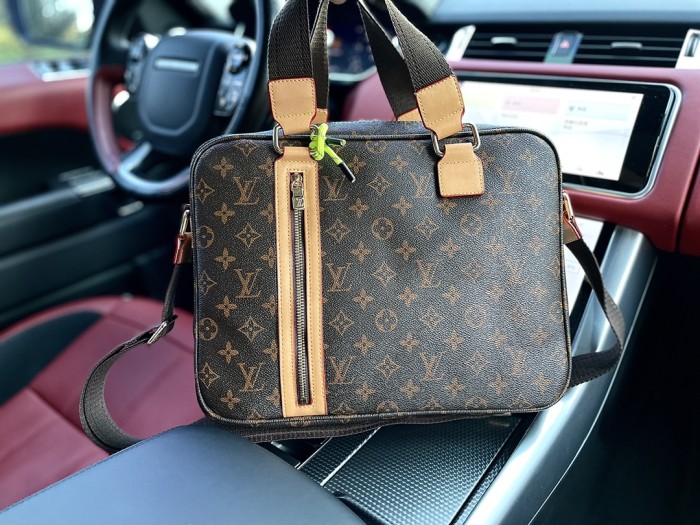 202209SS新作 Louis Vuitton ルイヴィトン メンズ ハンドバックスーパーコピー
