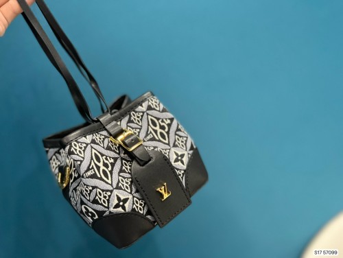202209SS新作 Louis Vuitton ルイヴィトン レディースショルダーバックスーパーコピー