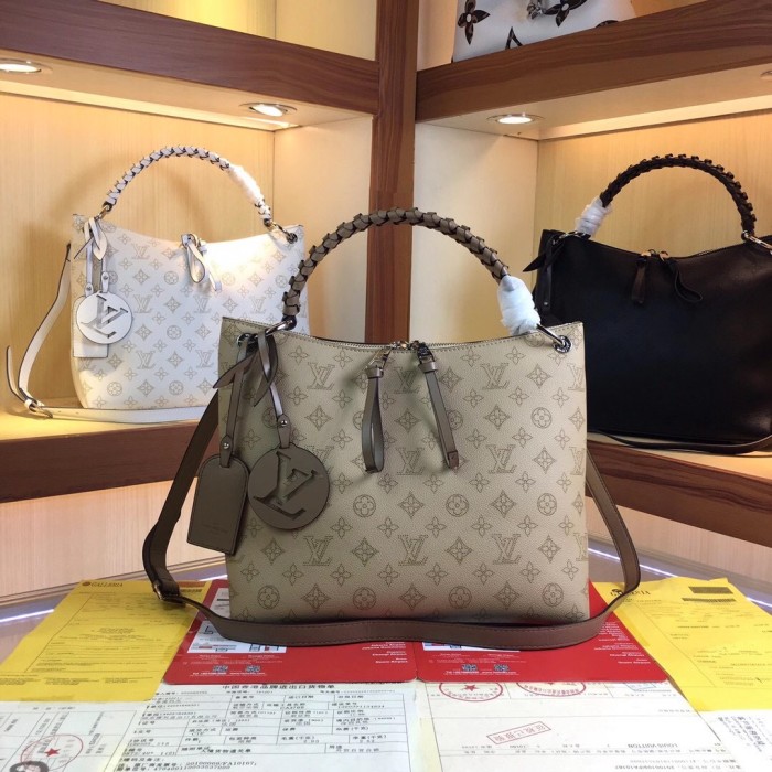 202209SS新作 Louis Vuitton ルイヴィトン レディースショルダーバックスーパーコピー