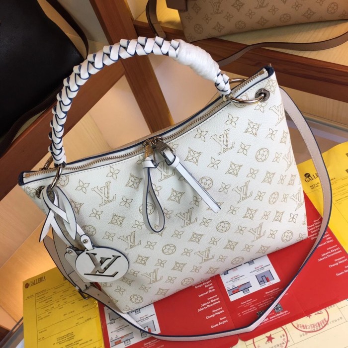 202209SS新作 Louis Vuitton ルイヴィトン レディースショルダーバックスーパーコピー