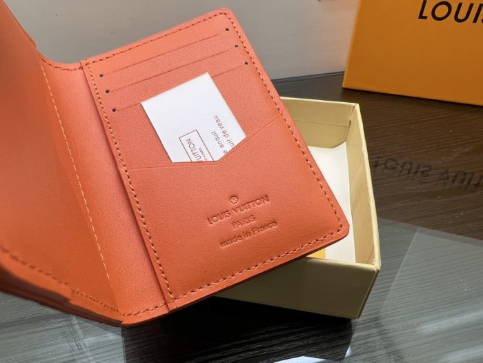 202209SS Louisvuittonルイヴィトン 短財布スーパーコピー
