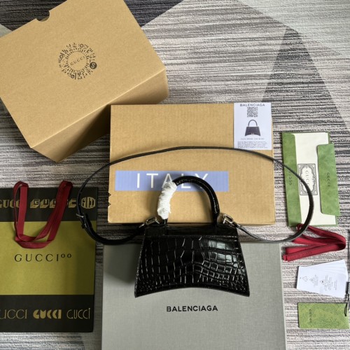 202209SS新作Balenciaga バレンシアガレディース ショルダーバックスーパーコピー