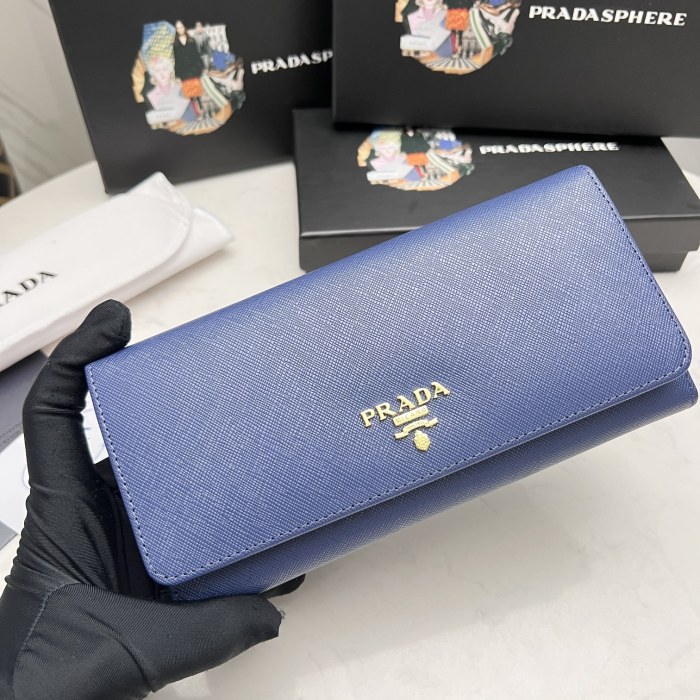 202210SS新作Prada プラダ長財布スーパーコピー