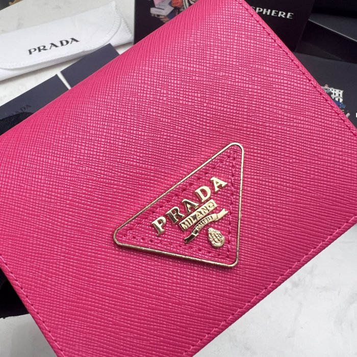 202210SS新作Prada プラダ 短財布スーパーコピー
