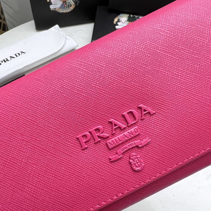 202210SS新作Prada プラダ長財布スーパーコピー