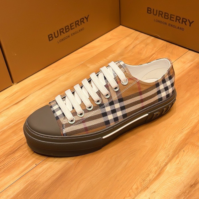 202210最新Burberryスニーカーメンズ バーバリー シューズ靴 スーパーコピー