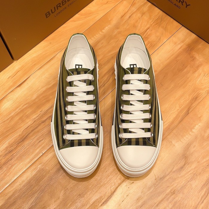 202210最新Burberryスニーカーメンズ バーバリー シューズ靴 スーパーコピー