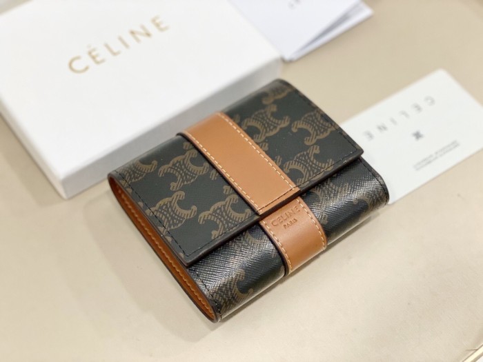 202210SS新作Celineセリーヌ 短財布 スーパーコピー