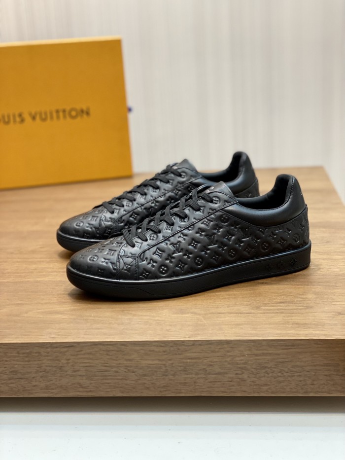 202210最新Louis Vuitton スニーカーメンズ ルイヴィトン シューズ靴 スーパーコピー