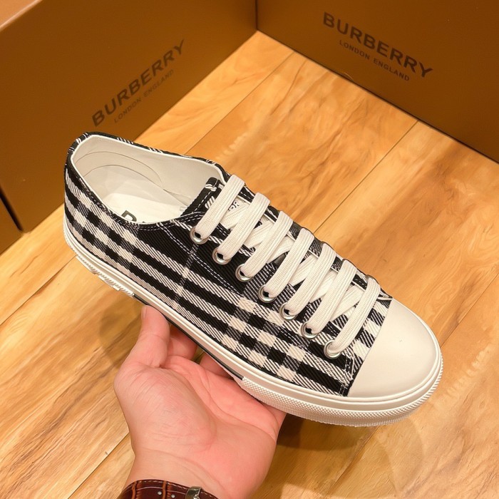 202210最新Burberryスニーカーメンズ バーバリー シューズ靴 スーパーコピー