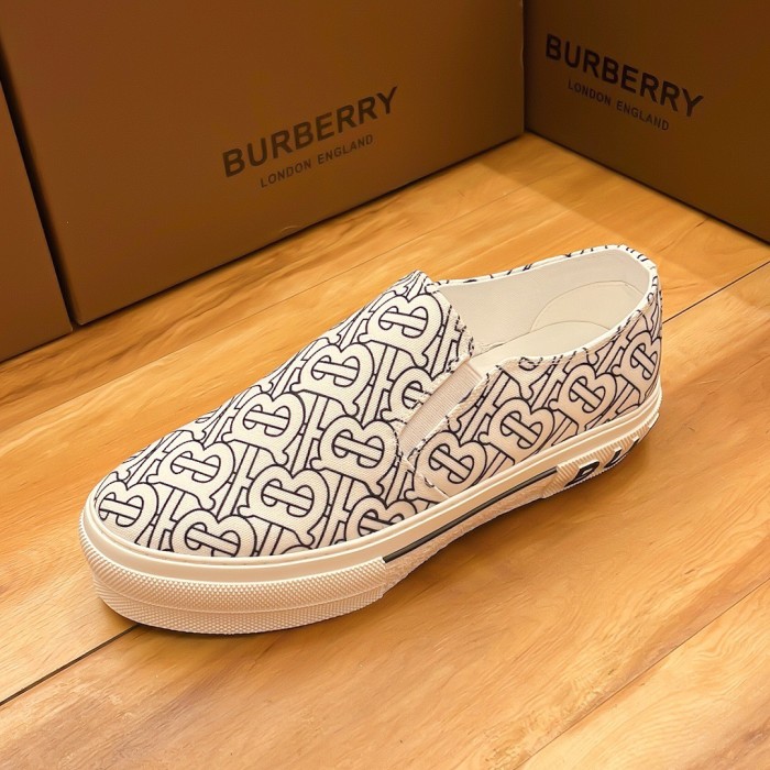 202210最新Burberryスニーカーメンズ バーバリー シューズ靴 スーパーコピー