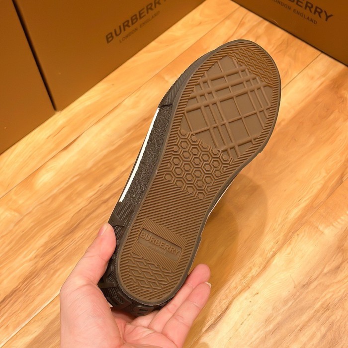 202210最新Burberryスニーカーメンズ バーバリー シューズ靴 スーパーコピー