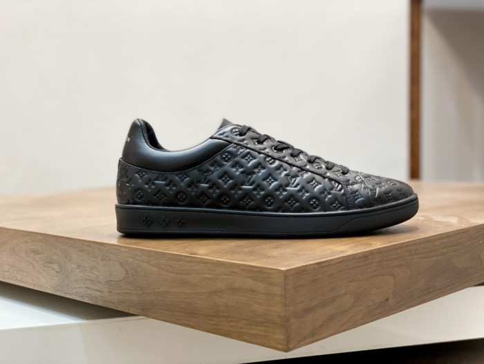 202210最新Louis Vuitton スニーカーメンズ ルイヴィトン シューズ靴 スーパーコピー