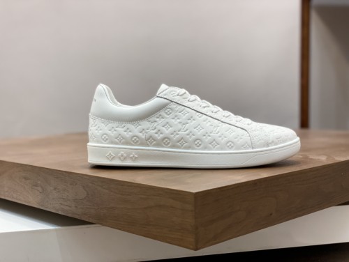 202210最新Louis Vuitton スニーカーメンズ ルイヴィトン シューズ靴 スーパーコピー