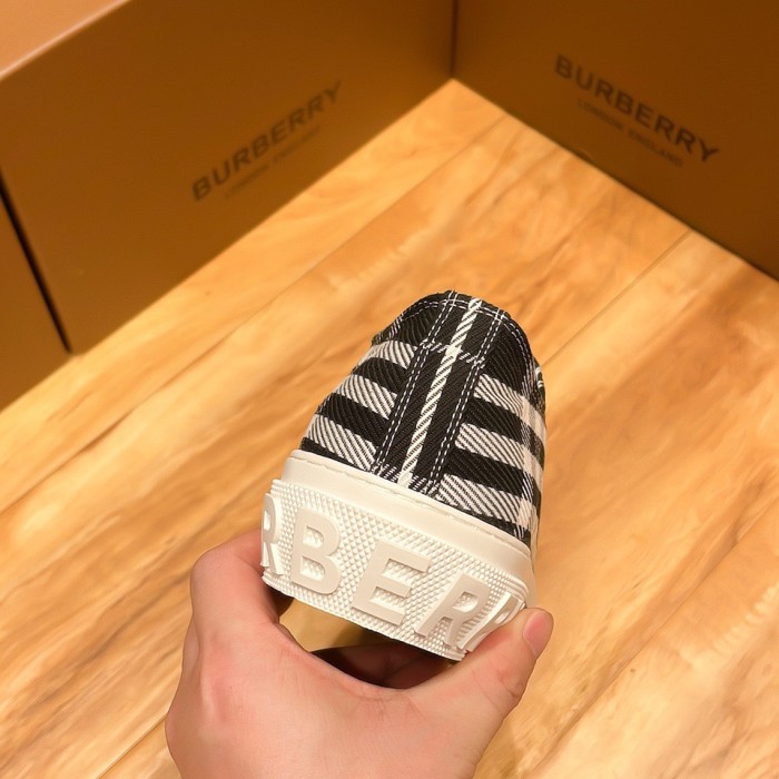 202210最新Burberryスニーカーメンズ バーバリー シューズ靴 スーパーコピー