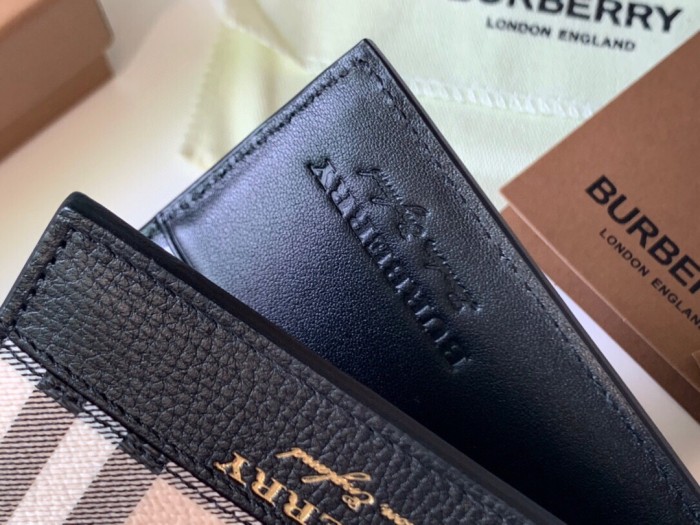 202210SS新作Burberry バーバリー 短財布スーパーコピー