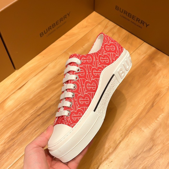 202210最新Burberryスニーカーメンズ バーバリー シューズ靴 スーパーコピー