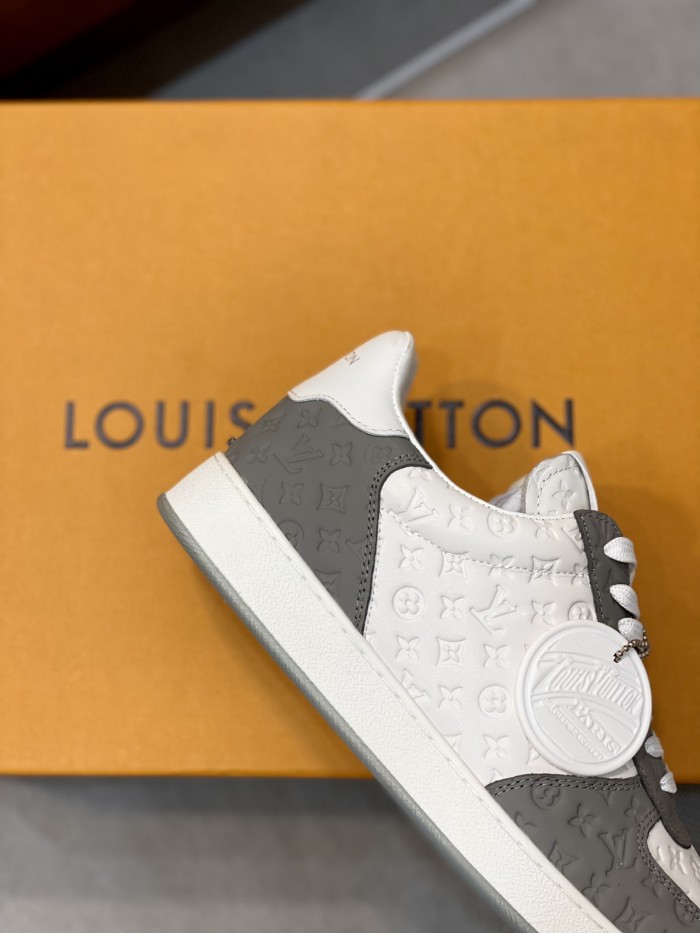 202210最新Louis Vuitton スニーカーメンズ ルイヴィトン シューズ靴 スーパーコピー