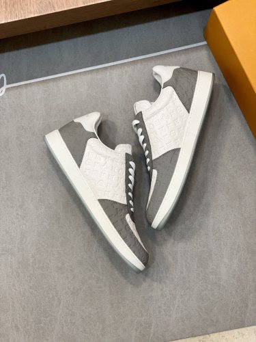 202210最新Louis Vuitton スニーカーメンズ ルイヴィトン シューズ靴 スーパーコピー