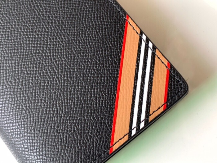 202210SS新作Burberry バーバリー 長財布スーパーコピー