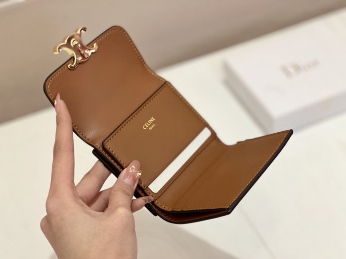 202210SS新作Celineセリーヌ 短財布 スーパーコピー