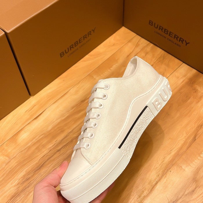 202210最新Burberryスニーカーメンズ バーバリー シューズ靴 スーパーコピー