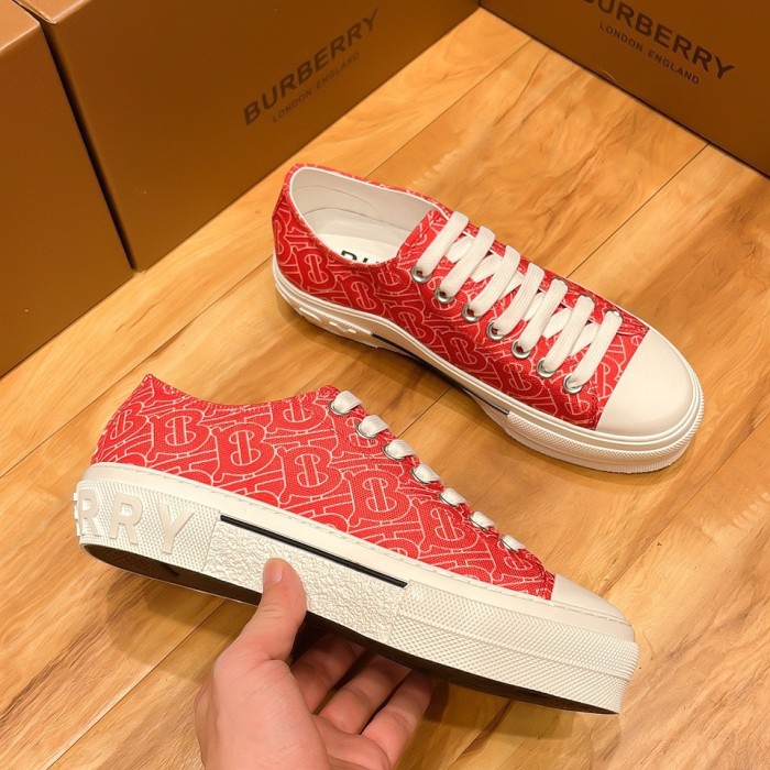 202210最新Burberryスニーカーメンズ バーバリー シューズ靴 スーパーコピー