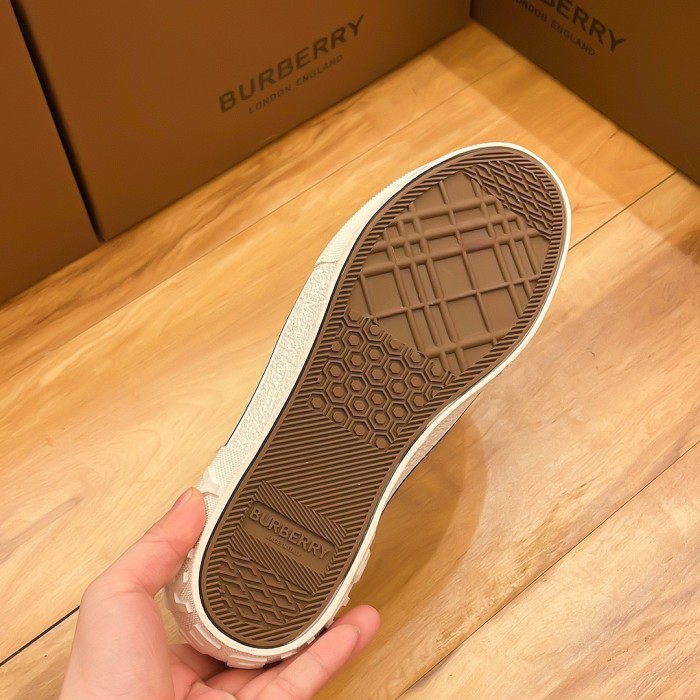 202211最新Burberryスニーカーメンズ バーバリー シューズ靴 スーパーコピー