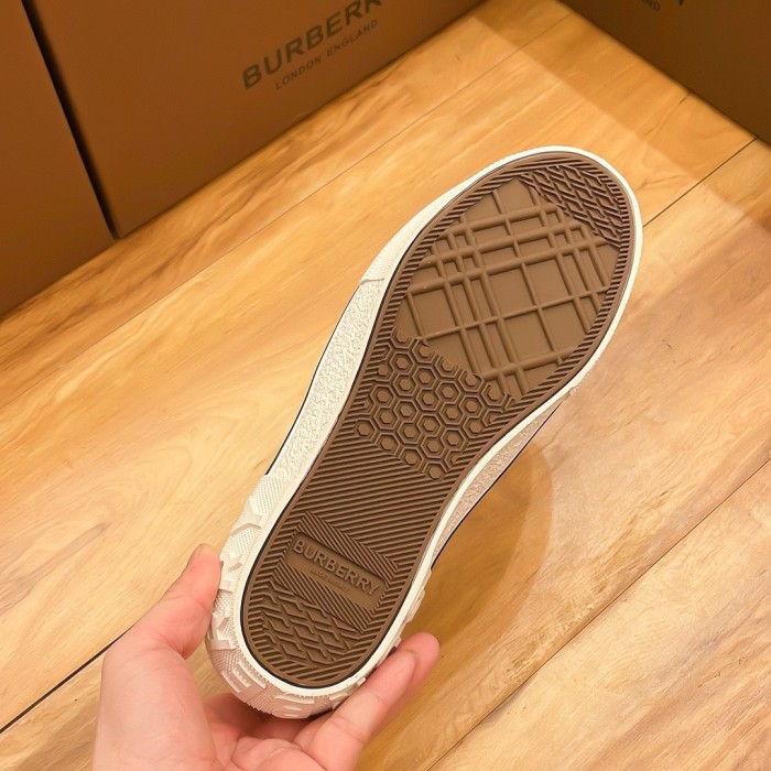 202211最新Burberryスニーカーメンズ バーバリー シューズ靴 スーパーコピー
