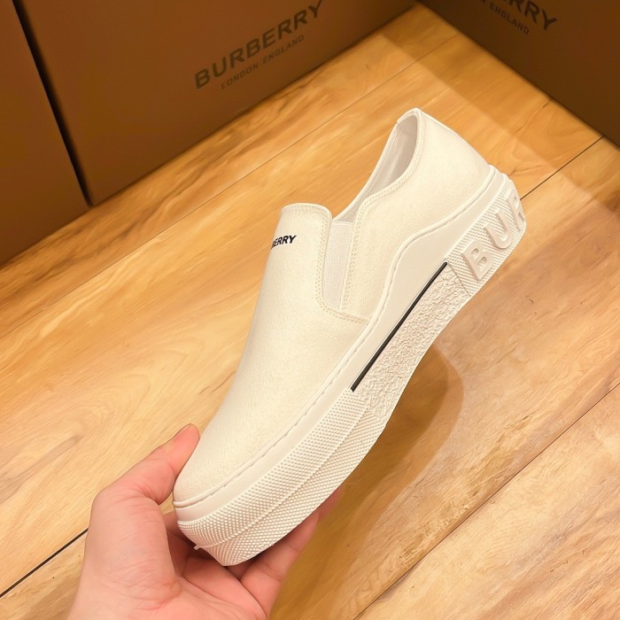 202211最新Burberryスニーカーメンズ バーバリー シューズ靴 スーパーコピー