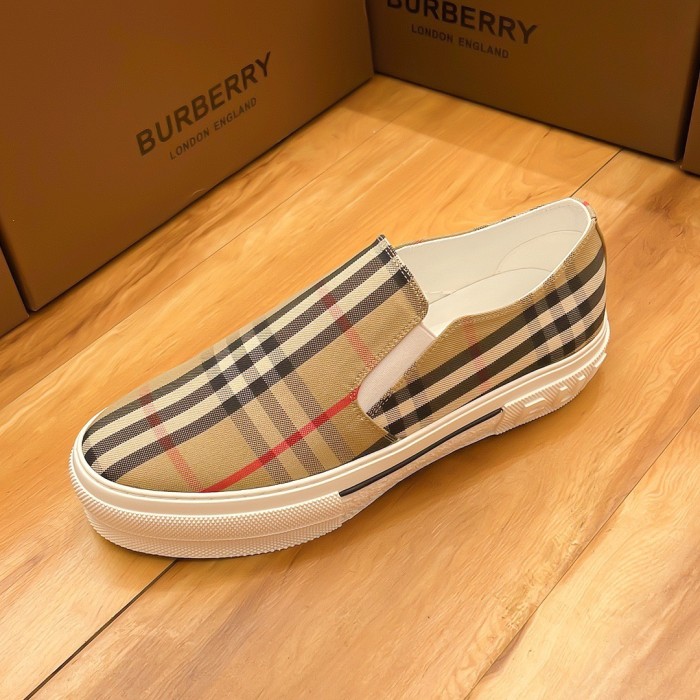 202211最新Burberryスニーカーメンズ バーバリー シューズ靴 スーパーコピー