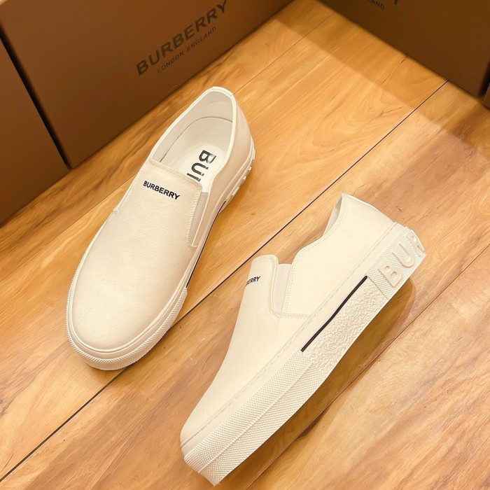 202211最新Burberryスニーカーメンズ バーバリー シューズ靴 スーパーコピー