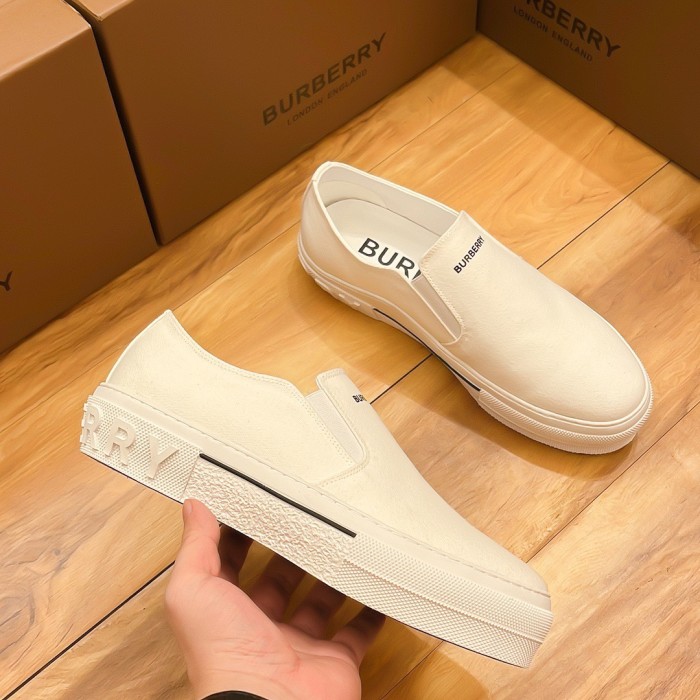 202211最新Burberryスニーカーメンズ バーバリー シューズ靴 スーパーコピー