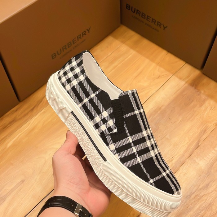 202211最新Burberryスニーカーメンズ バーバリー シューズ靴 スーパーコピー