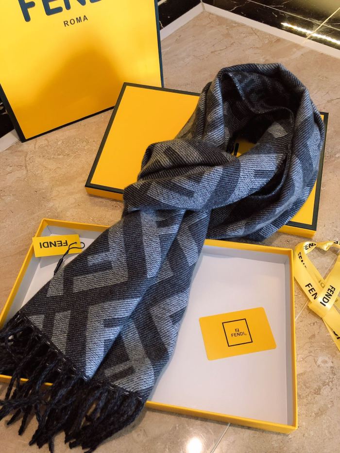 202211SS新作Fendi フェンディ レディースマフラースーパーコピー