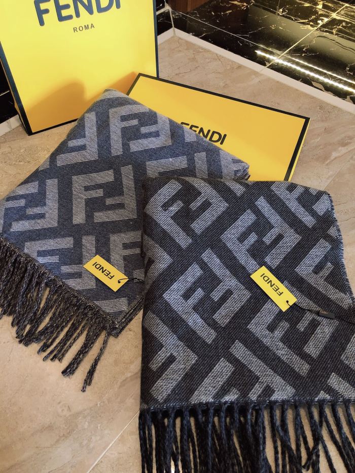 202211SS新作Fendi フェンディ レディースマフラースーパーコピー