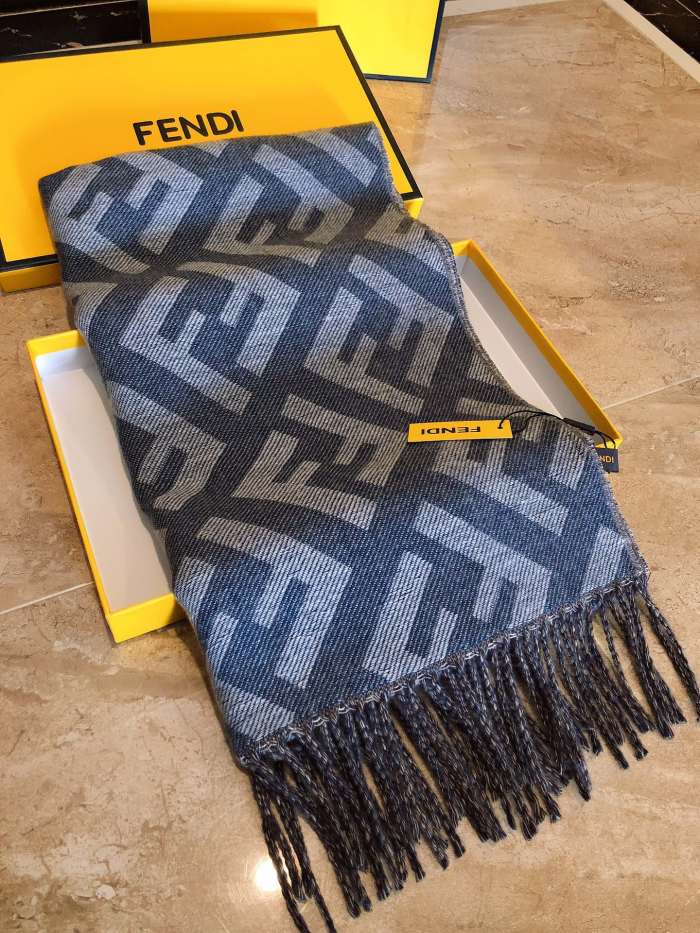 202211SS新作Fendi フェンディ レディースマフラースーパーコピー