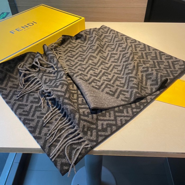 202211SS新作Fendi フェンディ レディースマフラースーパーコピー