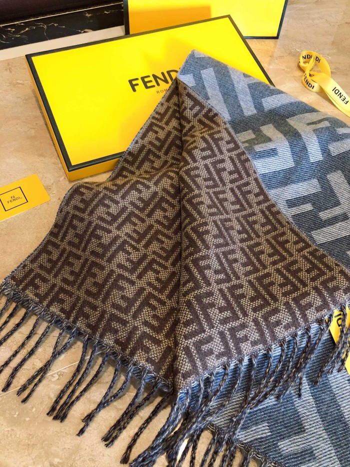 202211SS新作Fendi フェンディ レディースマフラースーパーコピー