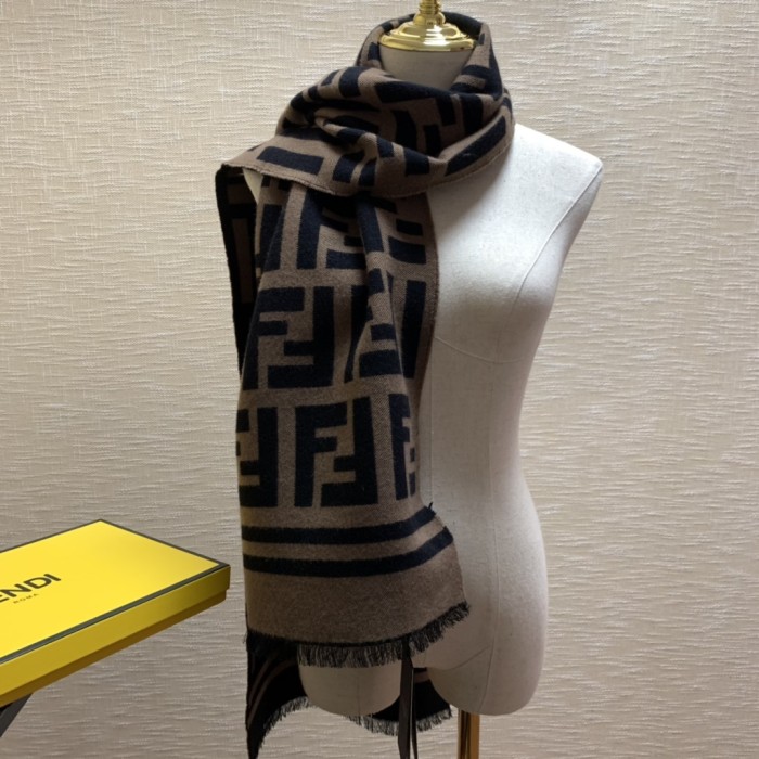 202211SS新作Fendi フェンディ レディースマフラースーパーコピー
