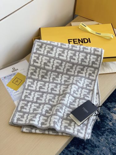 202211SS新作Fendi フェンディ レディースマフラースーパーコピー