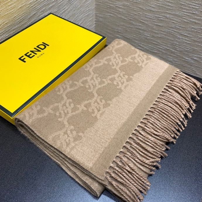 202211SS新作Fendi フェンディ レディースマフラースーパーコピー