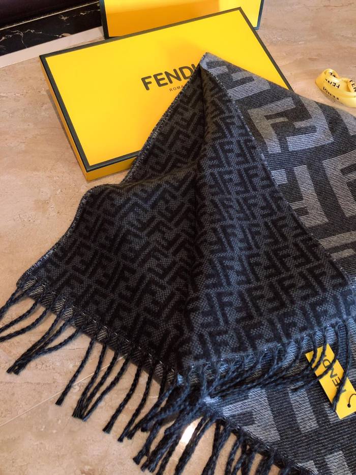 202211SS新作Fendi フェンディ レディースマフラースーパーコピー