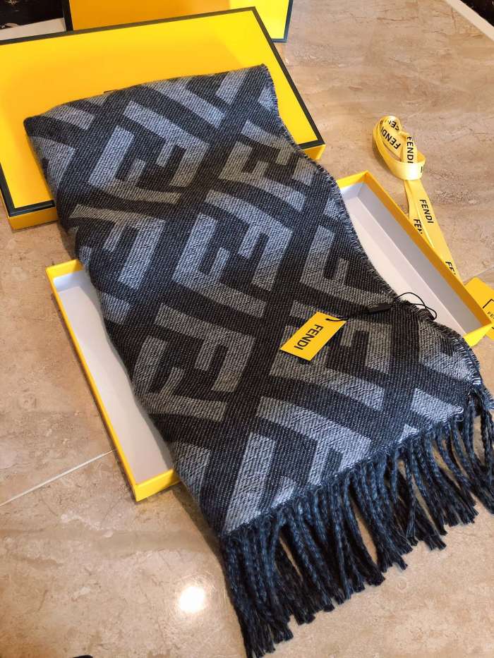 202211SS新作Fendi フェンディ レディースマフラースーパーコピー