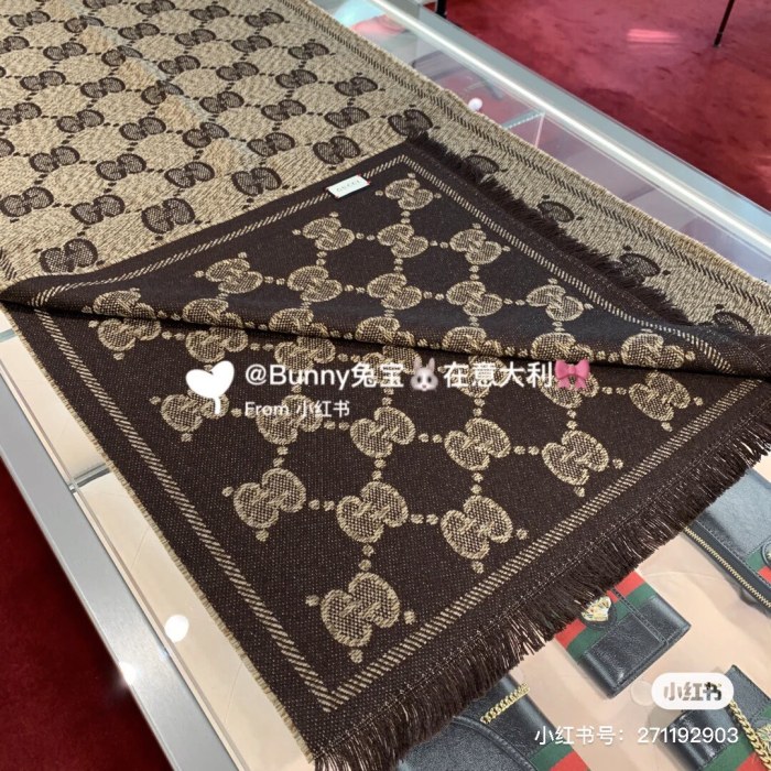 202211SS新作Gucciグッチ レディースマフラースーパーコピー