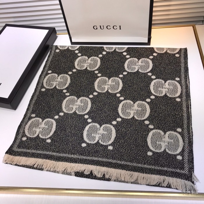202211SS新作Gucciグッチ レディースマフラースーパーコピー
