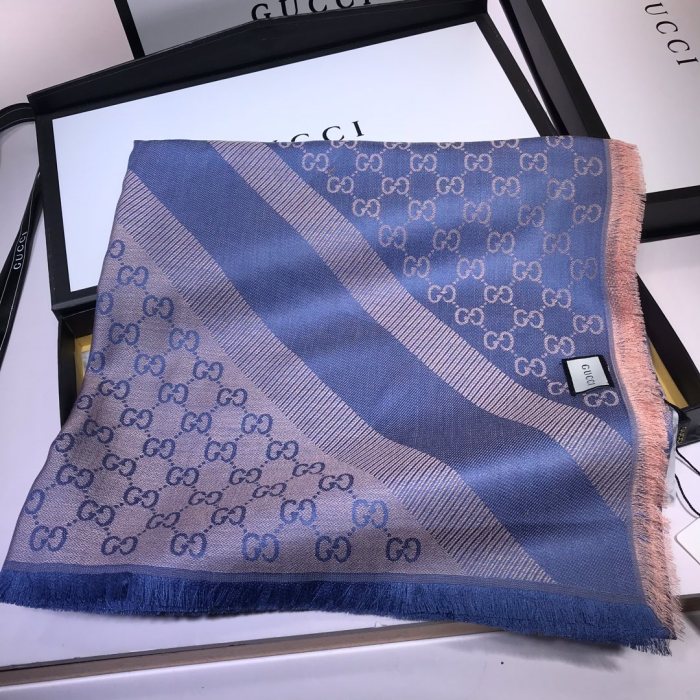 202211SS新作Gucciグッチ レディースマフラースーパーコピー